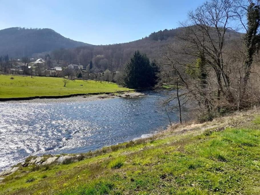 Chalet A L'Oree Du Bois Avec Parking Tournavaux Dış mekan fotoğraf